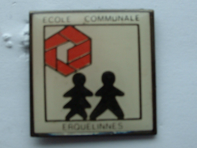 ECOLE COMMUNALE HERQUELINNES - Administración