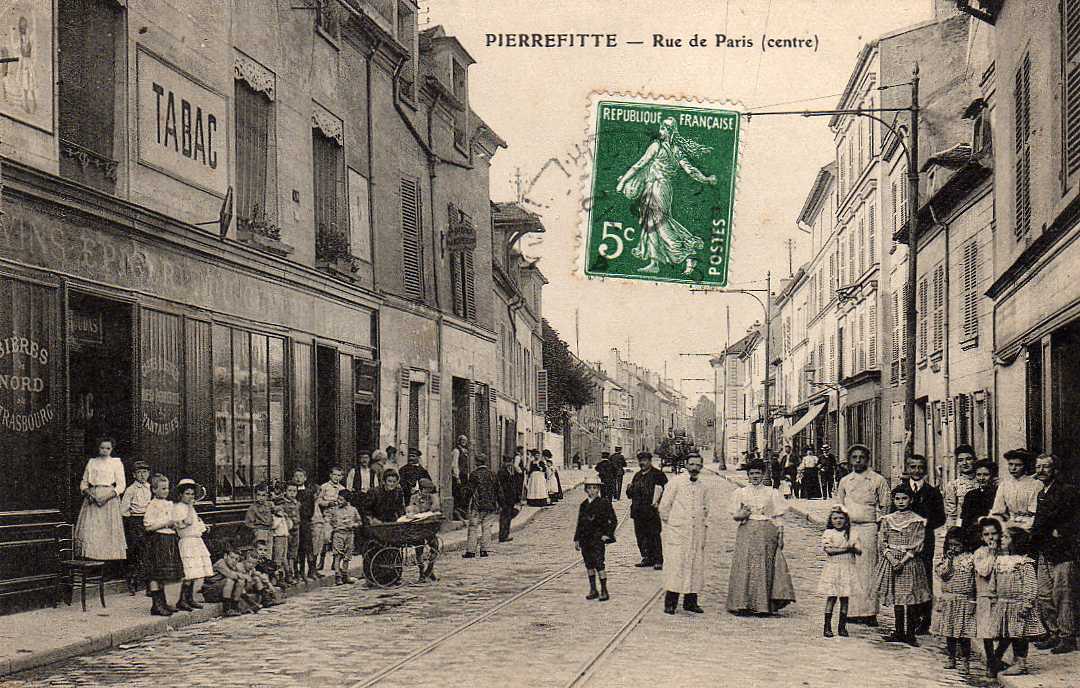 93 PIERREFITTE Rue De Paris, Très Animée, Tabac Epicerie Du Centre, Ed ?, 1908 - Pierrefitte Sur Seine
