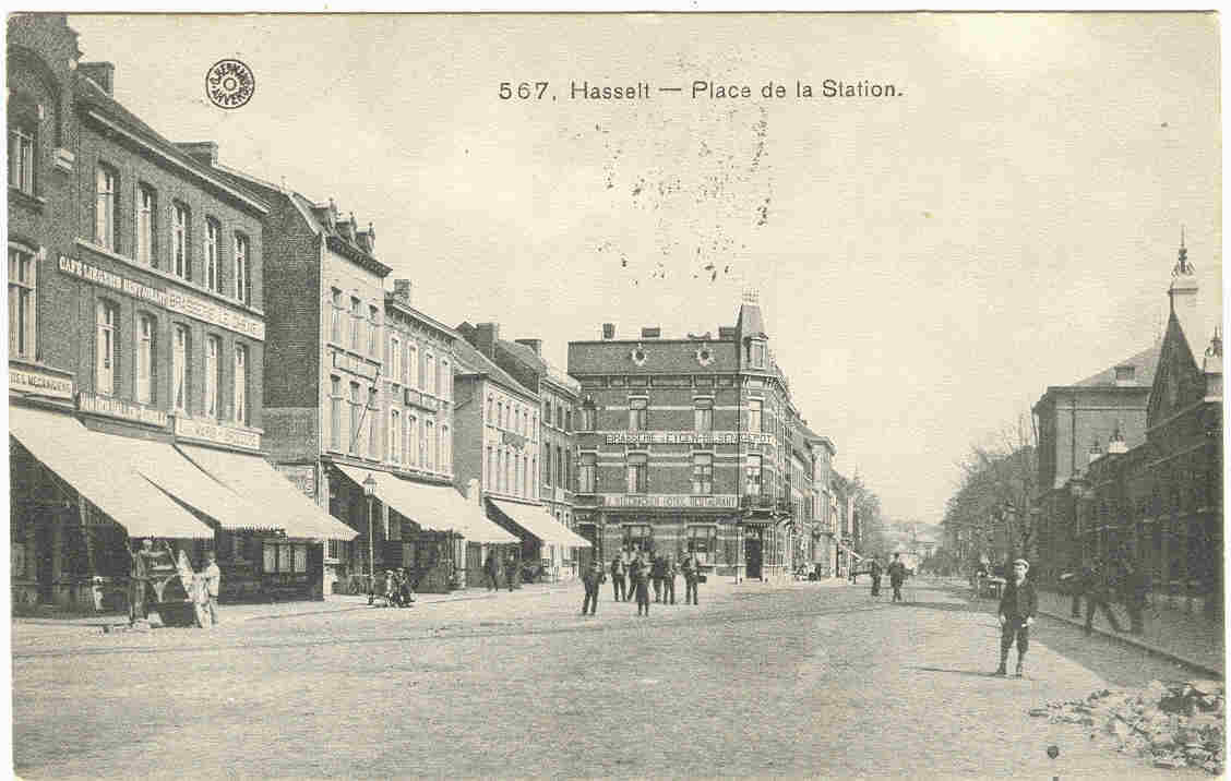 HASSELT - PLACE DE LA STATION - Hasselt