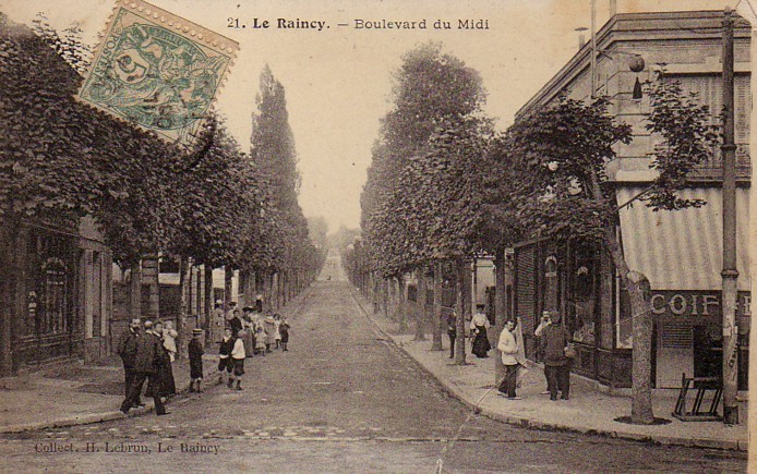 93 LE RAINCY   Belle Cpa Animée Du Boulevard Du Midi + Coiffeur - Le Raincy