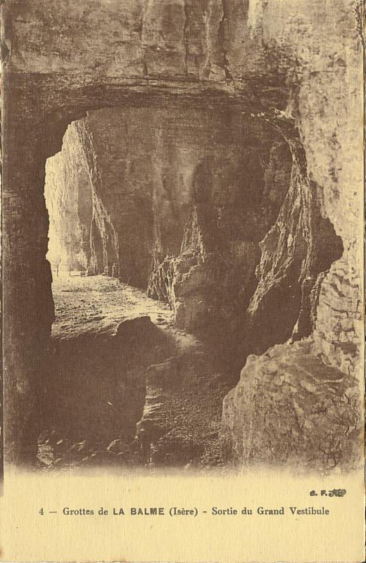 Grotte De La Balme 4  Sortie Du Grand Vestibule - La Balme-les-Grottes