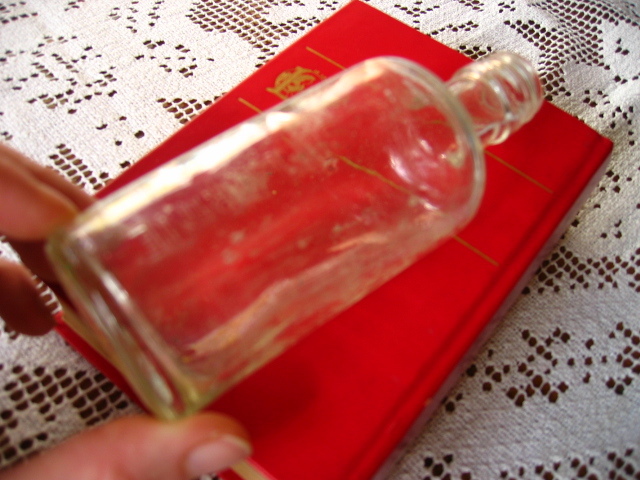FLACON VIDE PASSIFLORINEEN VERRE MOULE - Bottles (empty)
