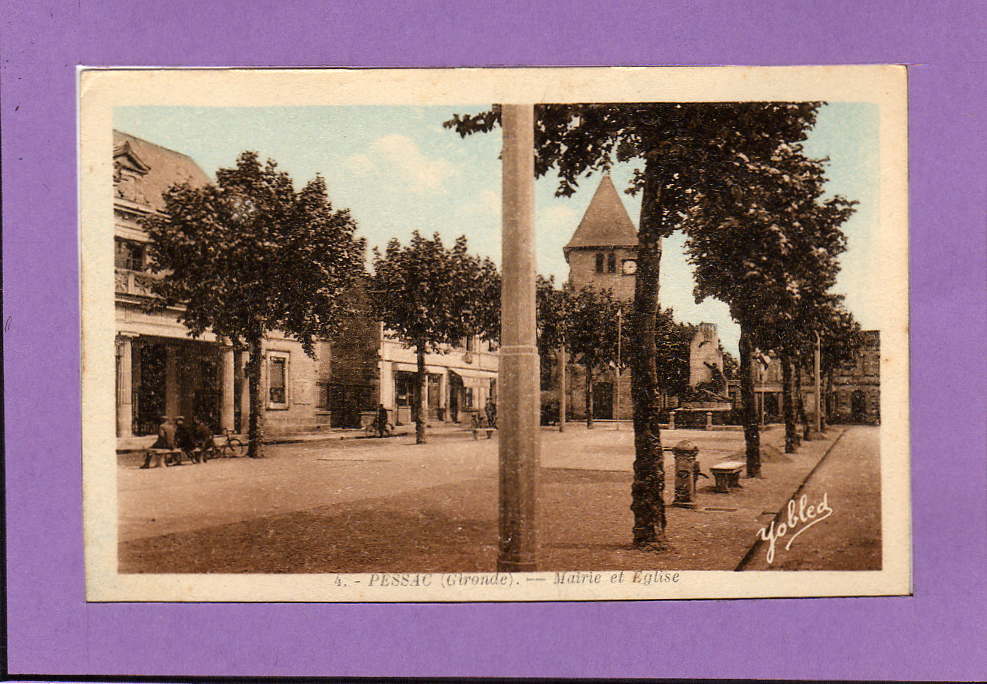 Carte  Postale De Pessac -- Mairie Et Eglise - Pessac