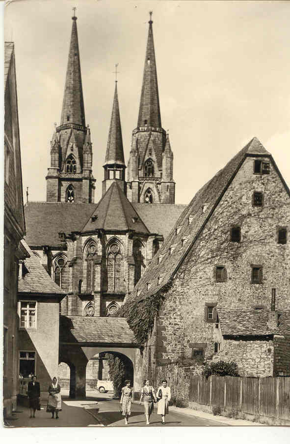1121 Marburg / L Universitatsstadt Elisabethkirche Und Teil Des Deutschordengehoftes G Dahn Marburg N°103 - Marburg