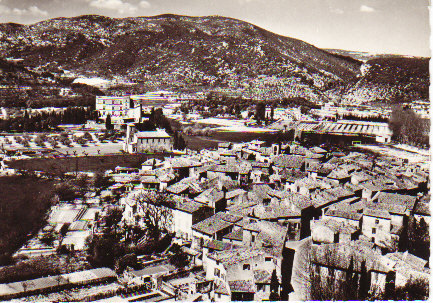 CSM De LOURMARIN (Vaucluse 84) En Avion Au Dessus De Lourmarin - Lourmarin