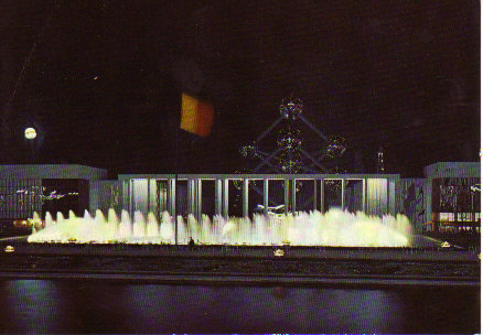 CSM De L'exposition Universelle Et Internationale De Bruxelles De 1958. Place Et Portique De Belgique, La Nuit. - Brüssel Bei Nacht
