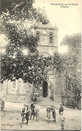 87 - HAUTE-VIENNE - ORADOUR Sur VAYRES - EGLISE - APPRENTI CYCLISTE - Oradour Sur Vayres