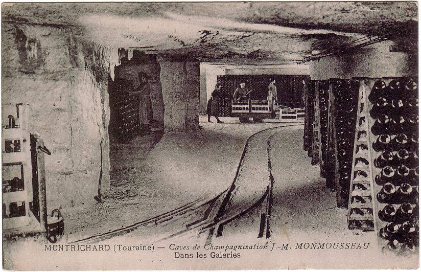 MONTRICHARD (41) / Caves De Champagnisation J.M. MONMOUSSEAU / Dans Les Galeries - Montrichard