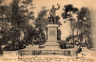 Alais - Statue De Pasteur - Cpa 175 - Alès