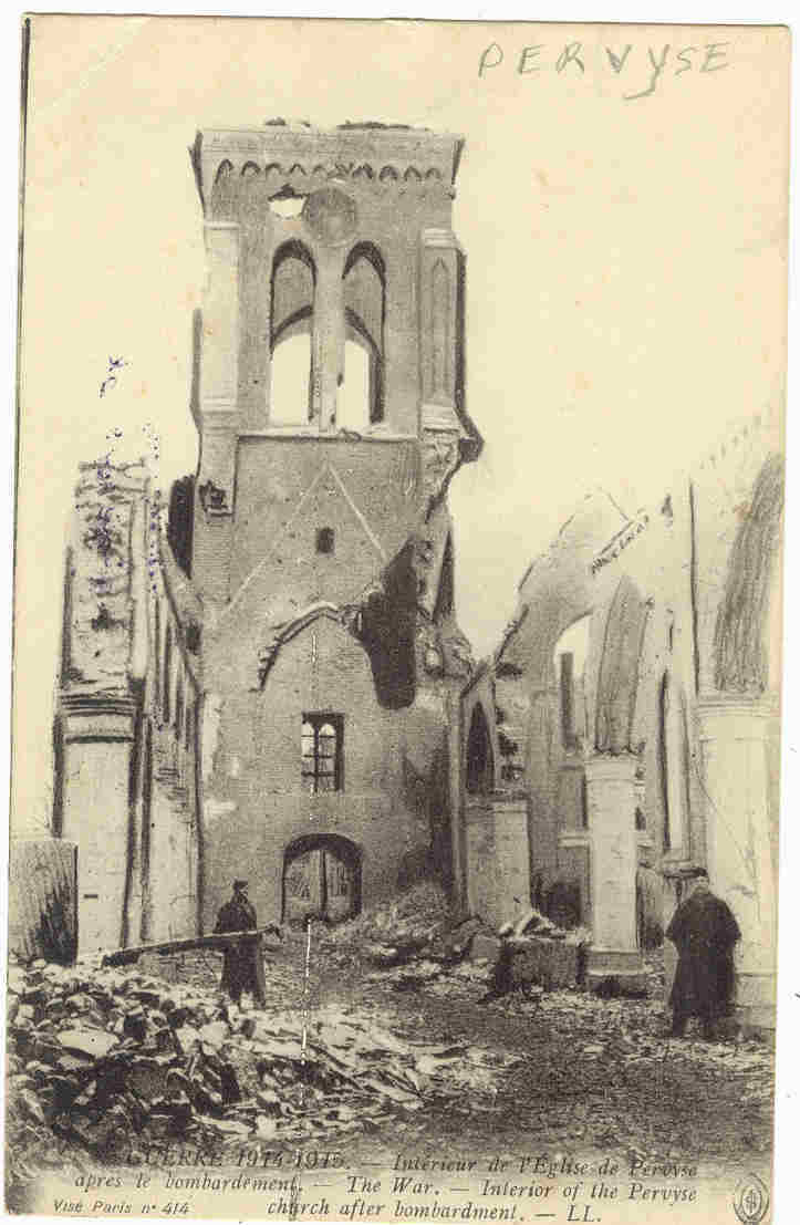 PERVYSE - INTERIEUR DE L'EGLISE  APRES DE BOMBARDEMENT - Diksmuide