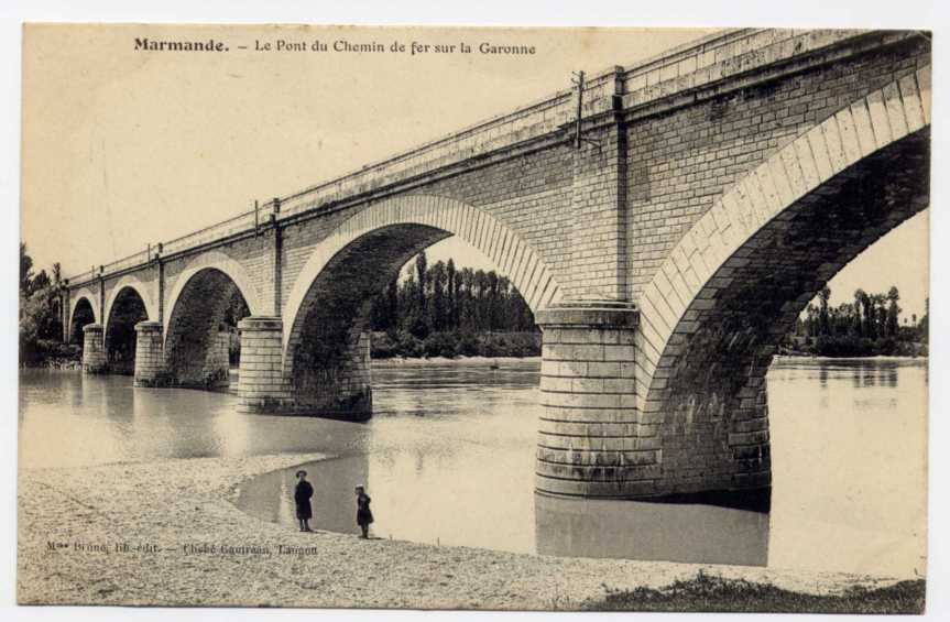 F4  - MARMANDE - Le Pont Du Chemin De Fer Sur La Garonne (190? - Deux Enfants Devant Le Pont) - Marmande