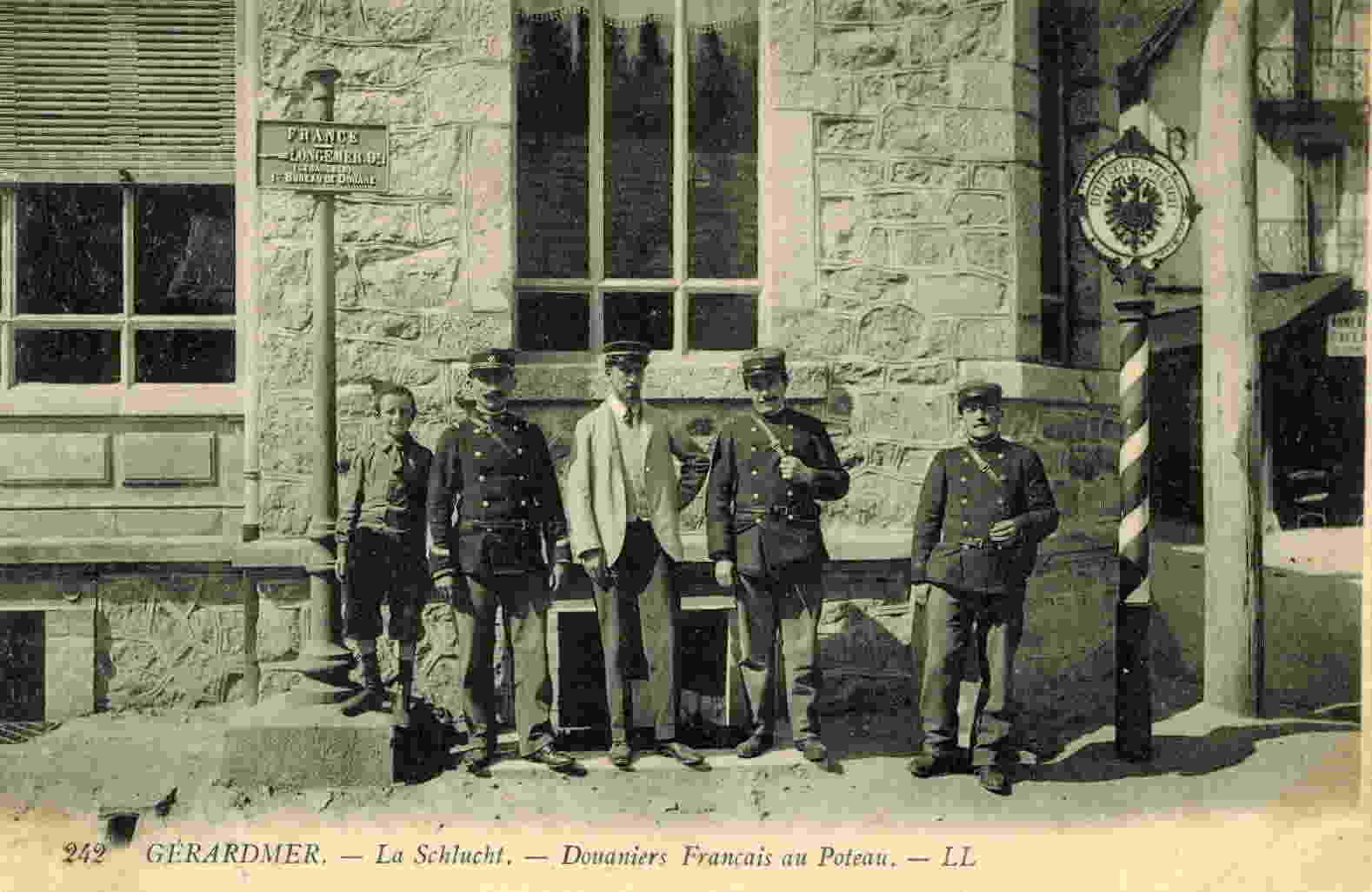 GERARDMER - LA SCHLUCHT - Douaniers Français Au Poteau - Dogana