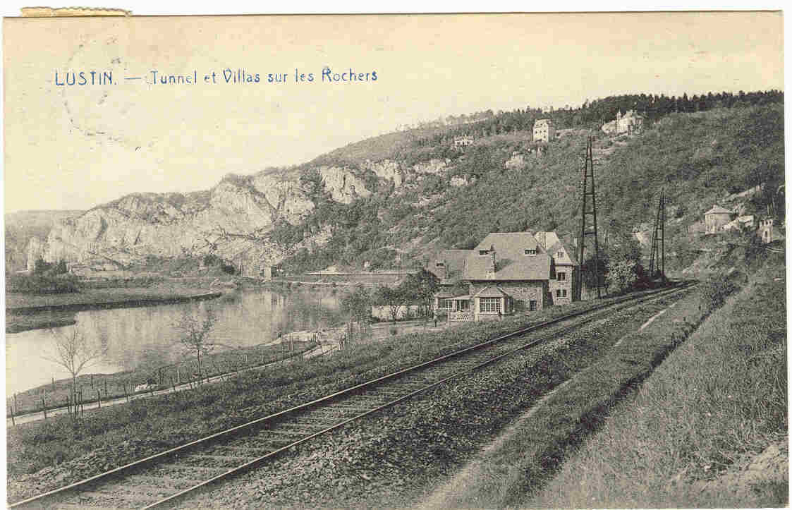 LUSTIN - TUNNEL ET VILLAS SUR LES ROCHERS - Profondeville