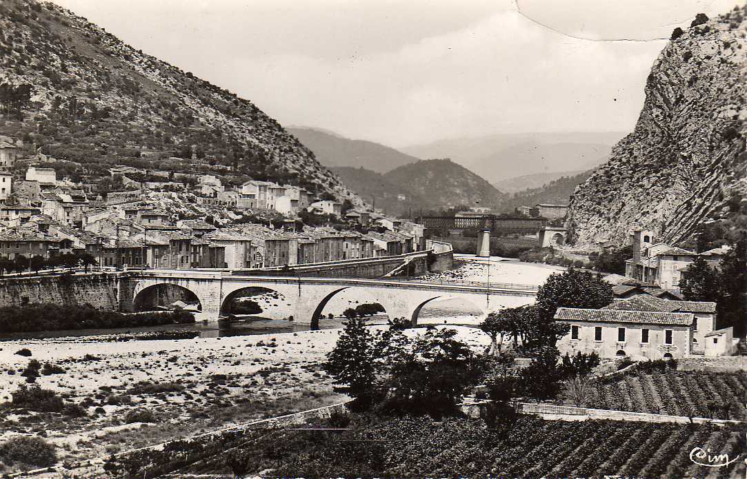 30 ANDUZE Vue Générale, Perspective Des Trois Ponts, Ed CIM, 195? - Anduze