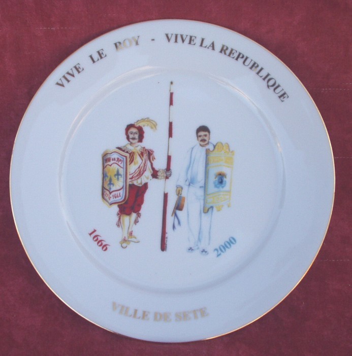 Assiette Commémorative En Porcelaine De Limoges De La Ville De SETE - Limoges (FRA)