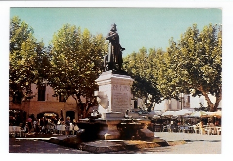 Aigues Mortes: La Statue De Saint Louis Sculptée Par Pradier (06-1633) - Aigues-Mortes