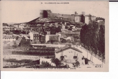 Villeneuve Les Avignons   Vue Generale Et Fort ST Andre - Villeneuve-lès-Avignon