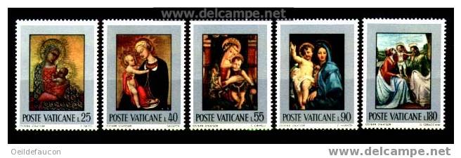 VATICAN - Yvert - 522/26** Cote 1 € - Madones