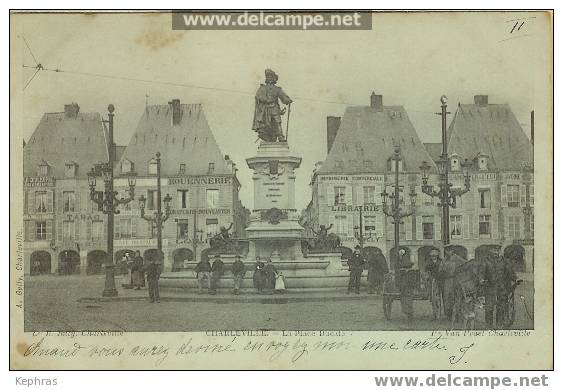 CHARLEVILLE : La Place Ducale - Cachet De La Poste 1901 - TOP CPA - Grosse Animation - Charleville