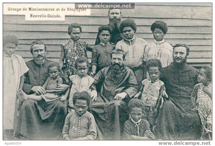 Groupe De Missionnaires Et De Néophytes Nouvelle Guinée - Papouasie-Nouvelle-Guinée