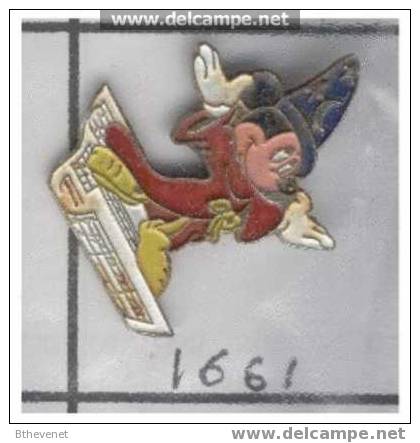 Ref 1661 - Pin´s "MICKEY" (dans L'état) - BD