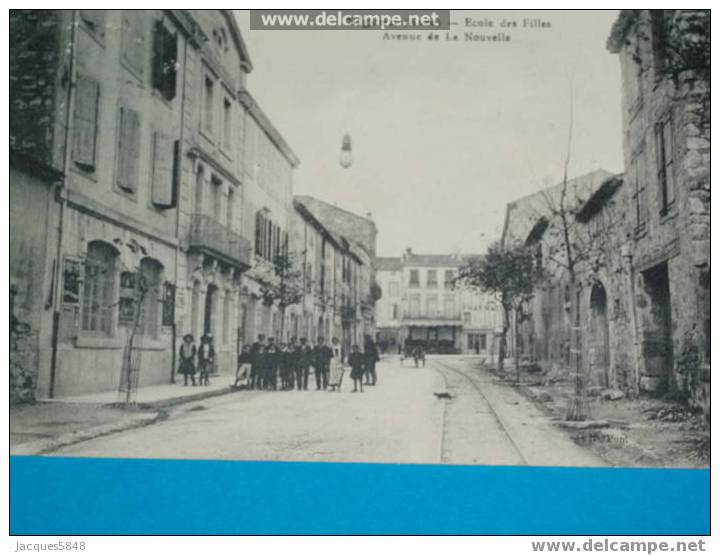 11)SIGNEAN - Ecole Des Filles Et A V - De La Nouvelle -  TRES TRES BELLE CARTE  - Légèrement Décoler - Sigean