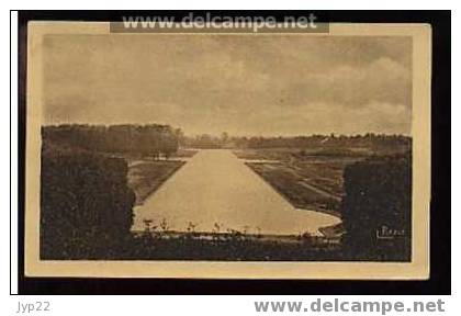 Jolie CP Ancienne Hauts De Seine Château De Sceaux Vue Du Grand Canal Prise De La Balustrade Des Pintades - Sceaux