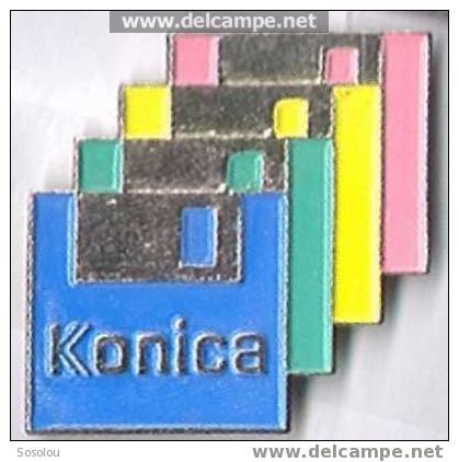 Konica. Les Disquettes - Informatique