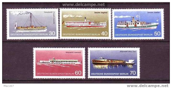 Berlin 9N354-58   **   SHIPS - Unused Stamps
