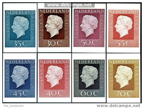 NEDERLAND : 1969  : 17 Verschillende Postkaarten Met Afbeeldingen V.d. Zegels "Koningin Juliana" - Sonstige & Ohne Zuordnung