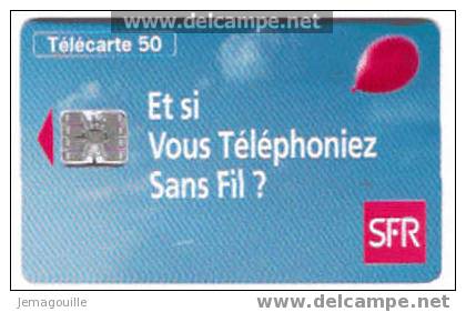 TELECARTE F614 SC7 12/1995 LE MONDE SANS FIL SFR 50U * - Teléfonos