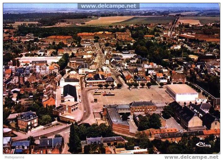 Cpsm Guise (02, Aisne) Vue Aérienne, Ed Cim. - Guise