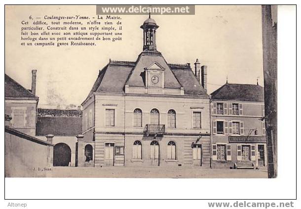 La Mairie Et L'Hôtel Du Lion D'Or - Coulanges Sur Yonne