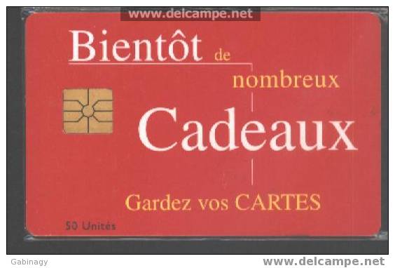 MOROCCO - MOR-C-24 - 50 U. - RED CARD-"CADEAUX" - Morocco