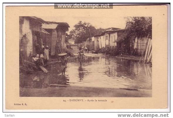 DAHOMEY Et Dependances , Apres La Tornade - Dahomey