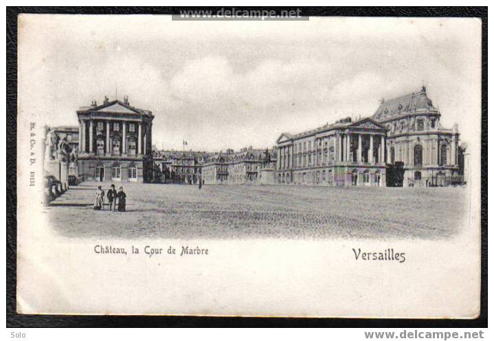 VERSAILLES - Château - La Cour De Marbre - Versailles (Château)