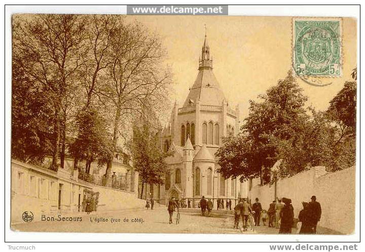 2075 - BONSECOURS -  L' Eglise (vue De Côté) - Peruwelz