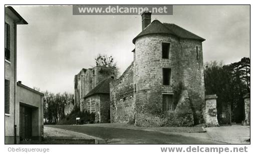 27 GISORS TOUR DU GOUVERNEUR SM DENTELEE ANNEE 50 N°42 - Gisors