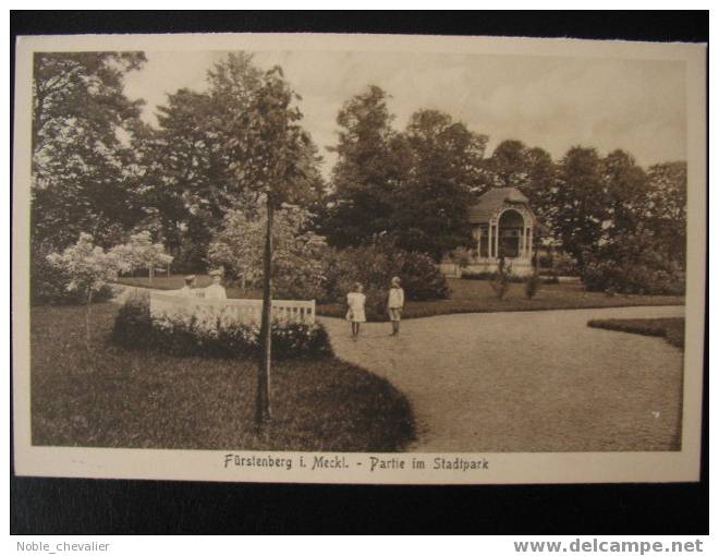 FÜRSTENBERG    >>  PARTIE IM STADTPARK    >>  AK + - 1912 * * *    BB10 - Templin