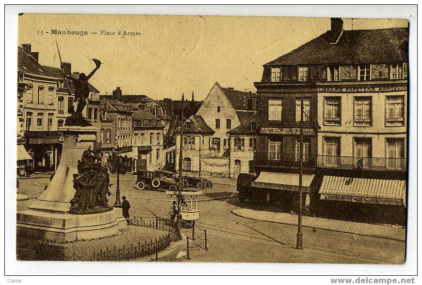 Maubeuge Place D'armes - Maubeuge