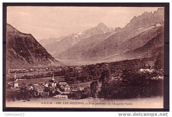 HAUTE SAVOIE - Les Houches - Vue Generale Et L'Aiguille Verte - Les Houches