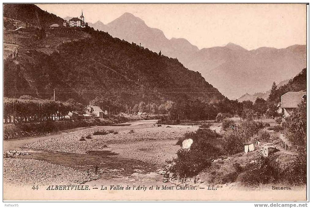 ALBERTVILLE - La Vallée De L'Arly Et Le Mont Charvin. - Albertville