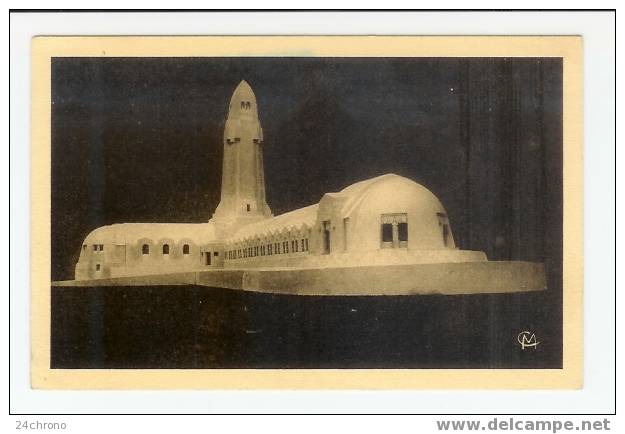 Douaumont: L´Ossuaire Et Le Phare, Arrière Du Monument, Chapelle Catholique (06-3003) - Douaumont