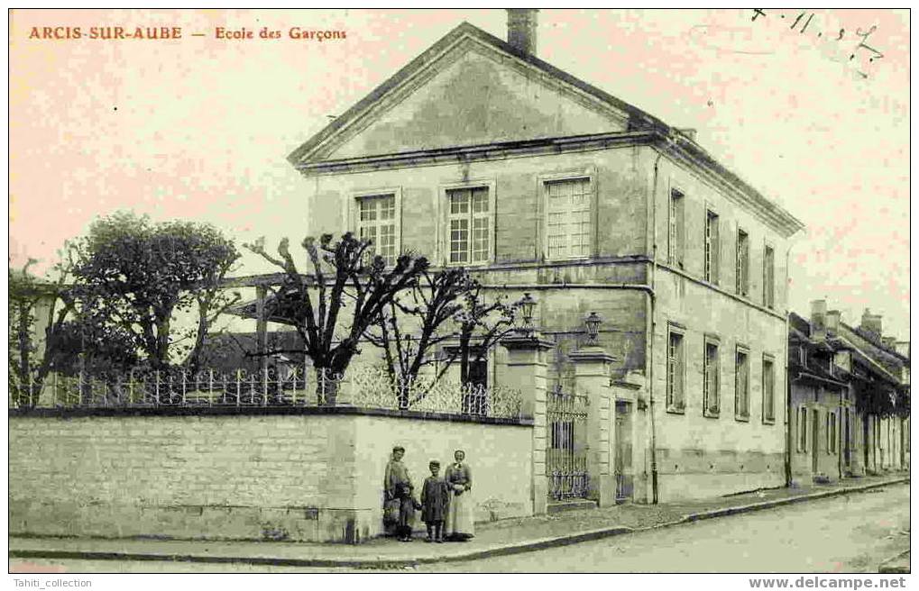 ARCIS-SUR-AUBE - Ecole Des Garçons - Arcis Sur Aube