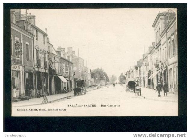 Sablé Sur Sarthe - Rue Gambetta ( Animée, édit. Malicot ) - Sable Sur Sarthe