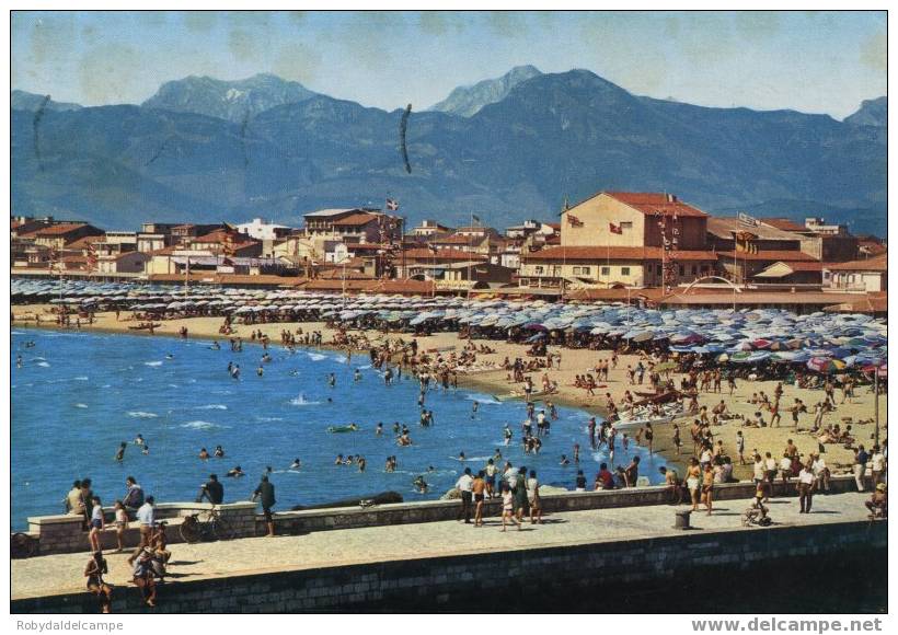 CF0532 - VIAREGGIO - 1968 - Viaggiata - Viareggio