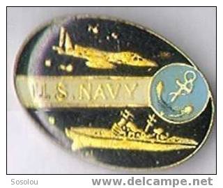 US Navy. Navire Et Chasseur - Boats