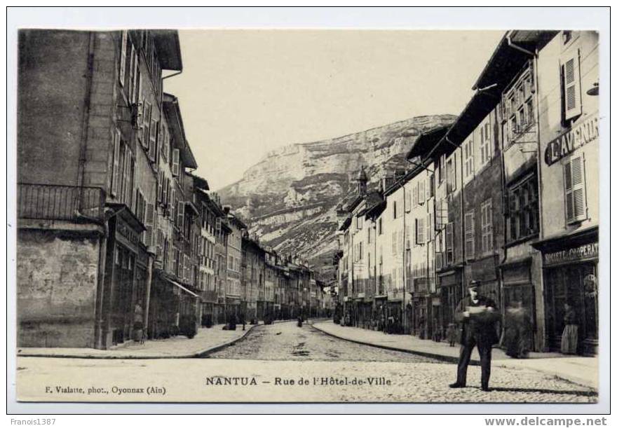 Réf 120  - NANTUA - Rue De L'Hôtel De Ville  (JOLIE CARTE) - Nantua