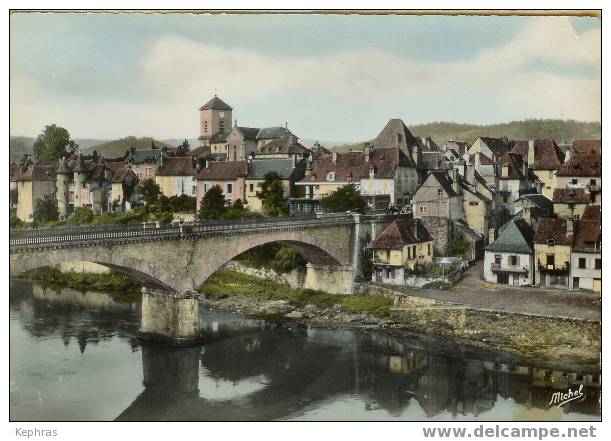 ARGENTAT : Le Pont - Les Quais - Argentat