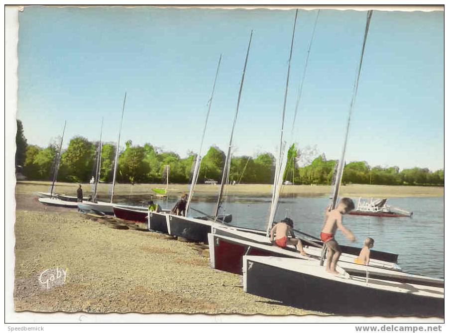 2963 Ploermel Taupont ; Les Régates Au Bord De L'étang Au Duc . 41 Artaud Gaby . Colorisée Enfant Bateau - Ploërmel